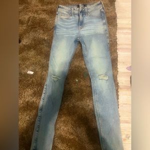 High-rise, super skinny jeans